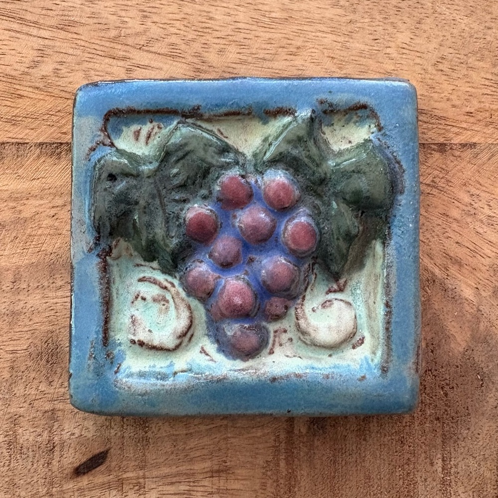 Handcrafted Blue and Green Grape Tile by Heather Goff - Picture 5 of 9